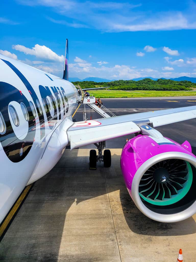 The easiest and fastest way to get from Mexico City to Cancún is by air.
